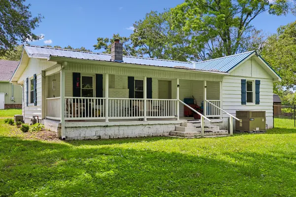 1466 Bible Crossing Rd, Winchester, TN 37398