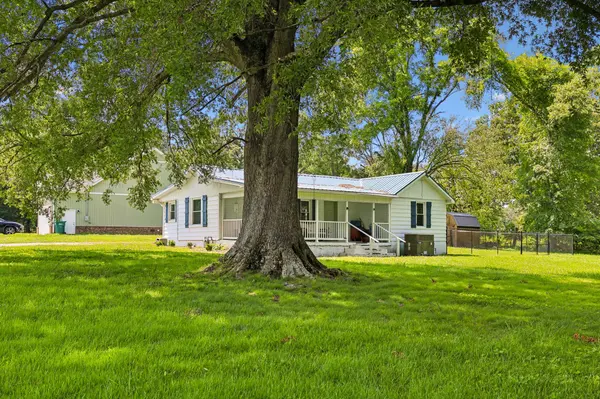 1466 Bible Crossing Rd, Winchester, TN 37398