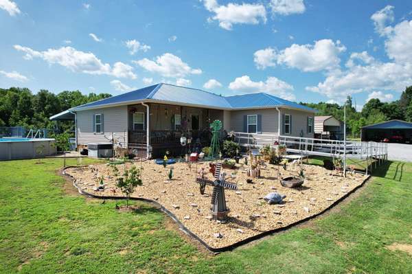 336 County Road 105, Athens, TN 37303