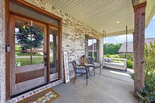 106 Renee Ct, Cottontown, TN 37048