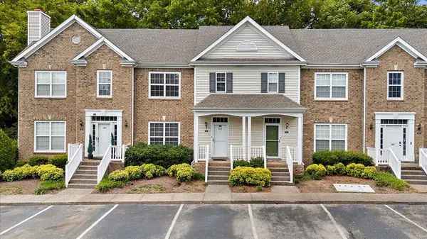 303 Newport Meadows Circle, Thompsons Station, TN 37179