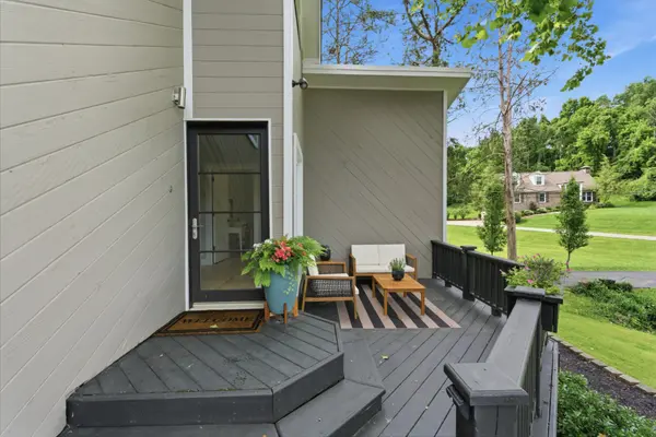 7057 Cotton Blossom Ln, Nashville, TN 37221