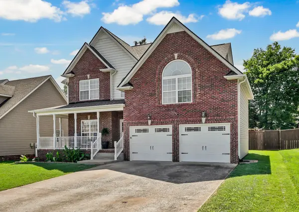 2238 Ellington Gait Dr, Clarksville, TN 37043