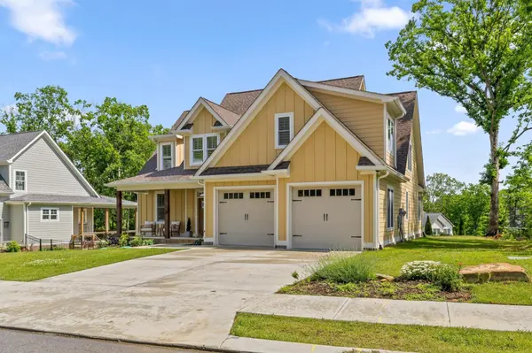 5070 Virginia Pine Road, Signal Mountain, TN 37377