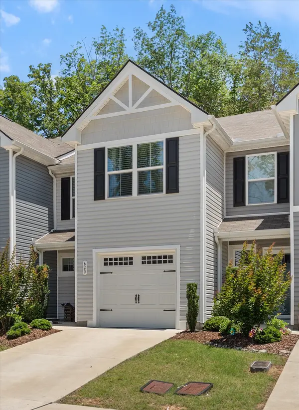 620 Woodall Ridge Dr, Lebanon, TN 37090