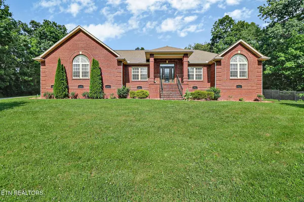 1401 Holiday Drive, Crossville, TN 38555