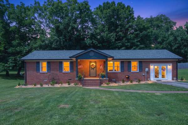 109 Morgan St, Lynchburg, TN 37352