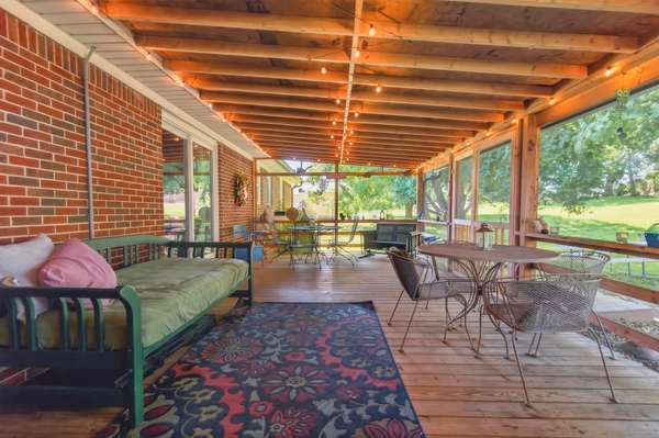 109 Morgan St, Lynchburg, TN 37352