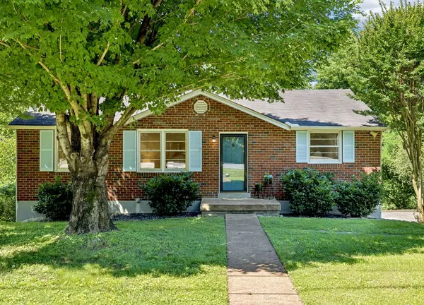 553 Brewer Dr, Nashville, TN 37211