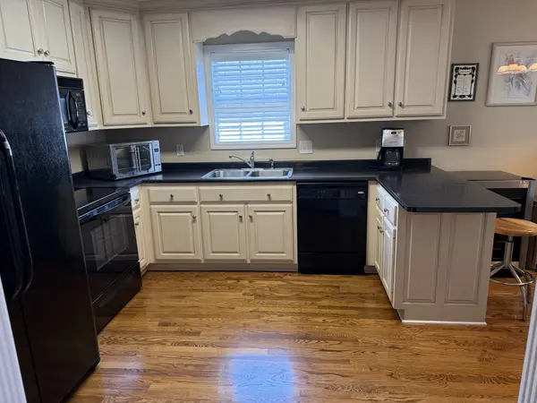 645 Weathervane Dr, Gallatin, TN 37066