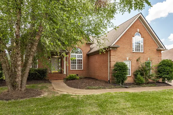 1703 Wrencrest Dr, Mount Juliet, TN 37122