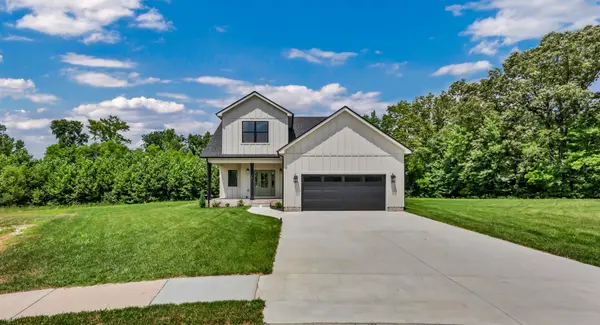 357 Chase Dr, Clarksville, TN 37043