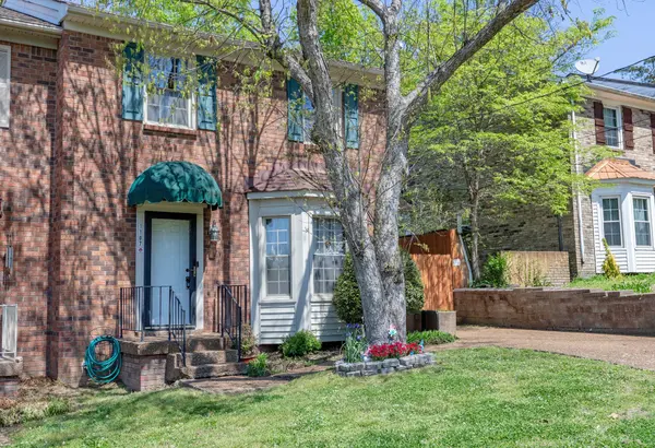 1107 Mary Evelyn Ct, Nashville, TN 37217