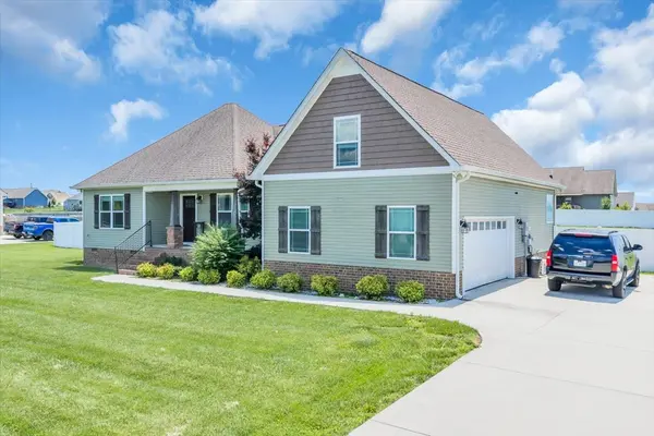531 Richland Farms Dr, Manchester, TN 37355