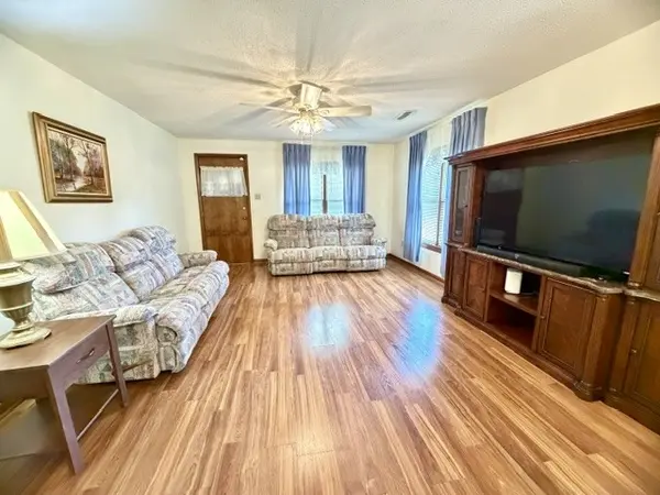 603 N Main St, Estill Springs, TN 37330