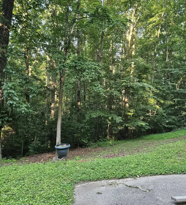 1040 Overlook Trl, Kingston Springs, TN 37082