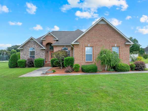 37 Pond Field Ct, Winchester, TN 37398