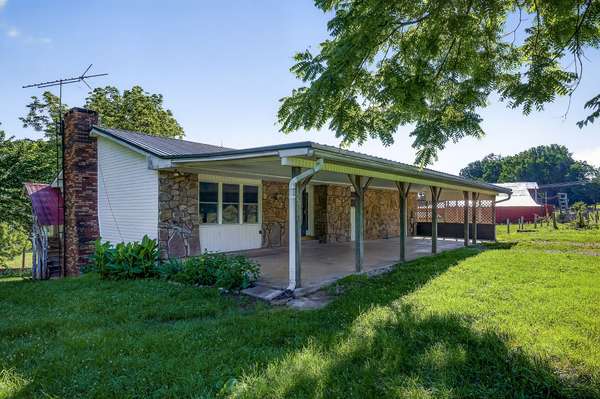 5267 E Green Hill Rd, Rock Island, TN 38581