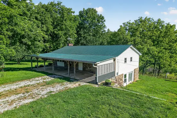 5267 E Green Hill Rd, Rock Island, TN 38581