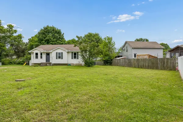 106 Justin Pl, La Vergne, TN 37086