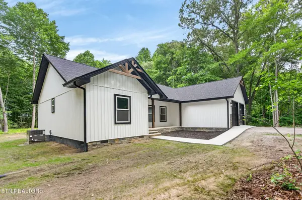 301 Hilltop Drive, Crossville, TN 38555