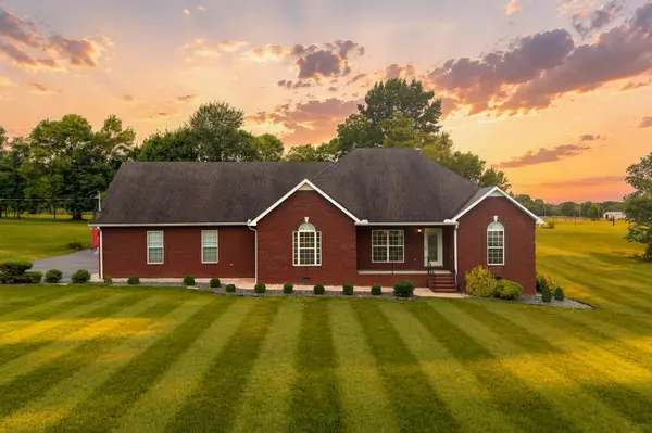 104 Redbud Dr, Shelbyville, TN 37160