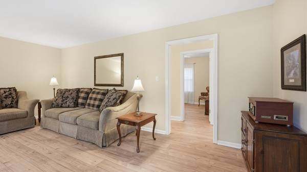 1200 Bond St, Manchester, TN 37355