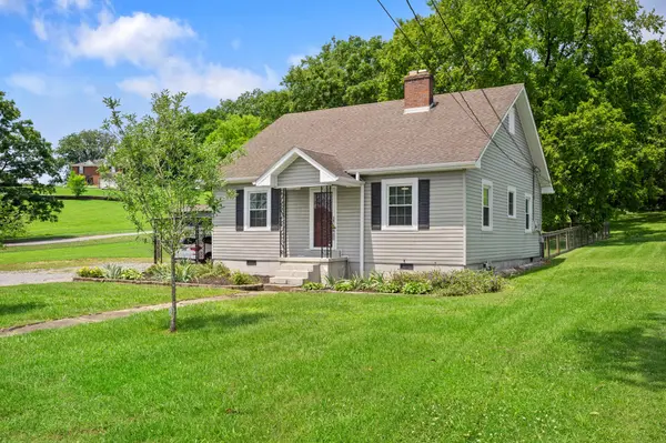 122 Old Mulberry Rd, Fayetteville, TN 37334