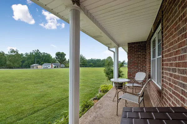 1363 Mount Vernon Rd, Bethpage, TN 37022