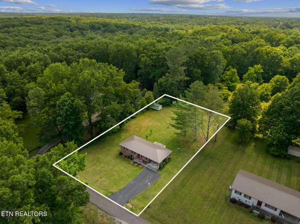 156 Pace Ave, Crossville, TN 38555