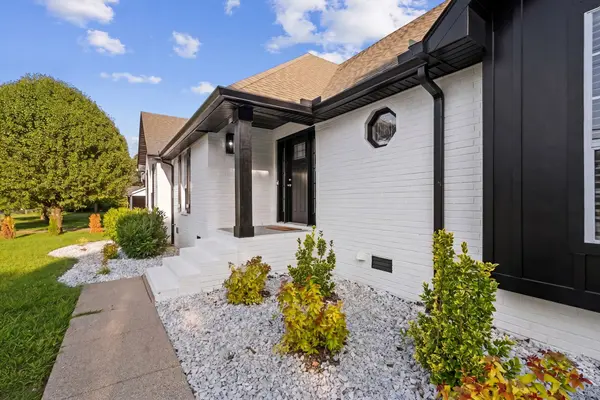 2891 Sulphur Springs Rd, Murfreesboro, TN 37129