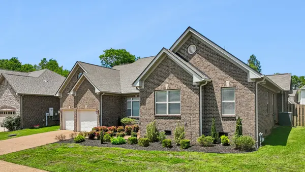 624 Collinscrest Ct, Nashville, TN 37221
