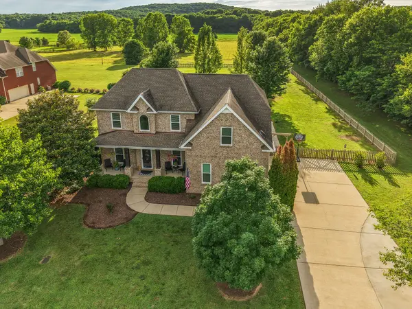 802 Galileo Dr, Rockvale, TN 37153