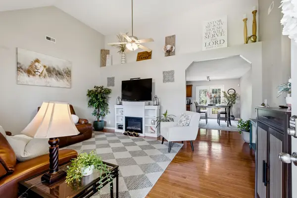 1247 Viewmont Dr, Clarksville, TN 37040