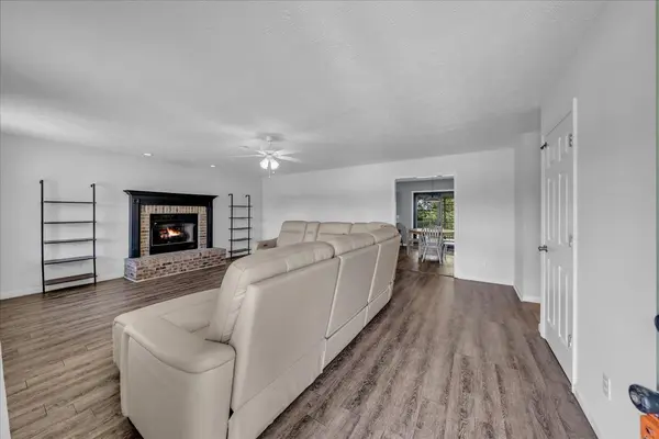 424 Winchester Hwy, Hillsboro, TN 37342