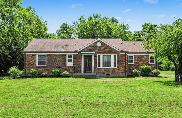 5451 Buena Vista Rd,  Whites Creek,  TN 37189