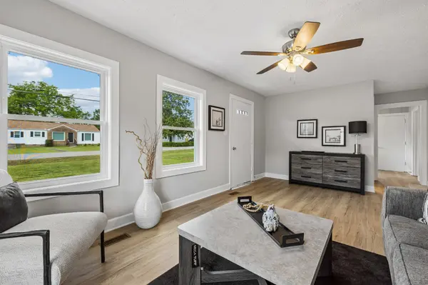 112 Eastland Ave, Lebanon, TN 37087