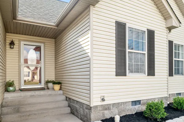 964 Cindy Jo Ct, Clarksville, TN 37040