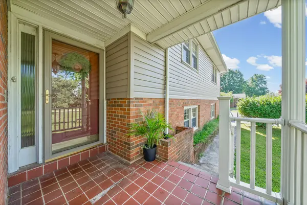 346 W Nashville St, Pembroke, KY 42266