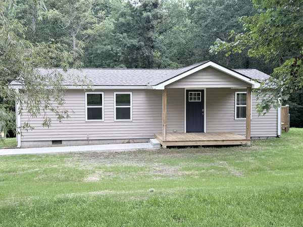 374 N Bluff Cir, Monteagle, TN 37356