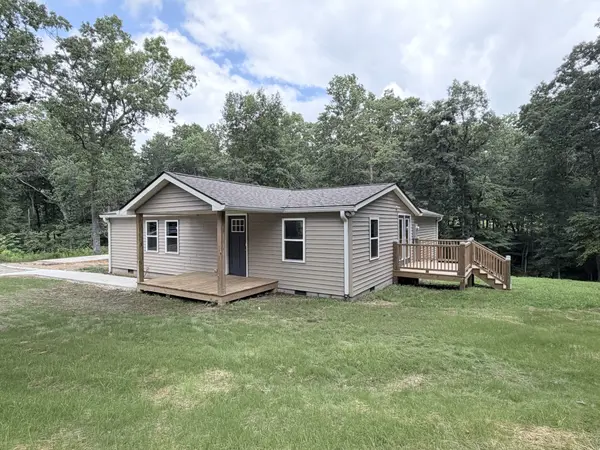 374 N Bluff Cir, Monteagle, TN 37356