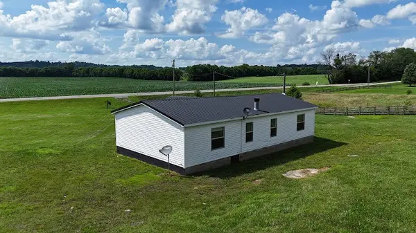 2993 Pulaski Hwy, Cornersville, TN 37047
