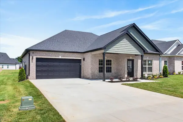 645 Woodrush Dr, Clarksville, TN 37040