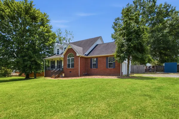 7301 W Cook Rd, Springfield, TN 37172