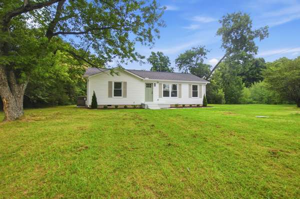 198 N Meribeth Ln, Christiana, TN 37037