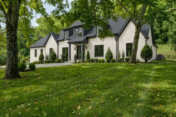 2005 Otter Valley Ln, Nashville, TN 37215