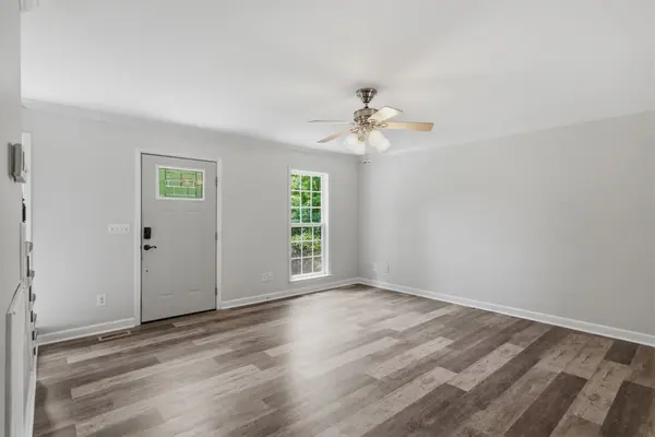 205 Polar Ct, White Bluff, TN 37187