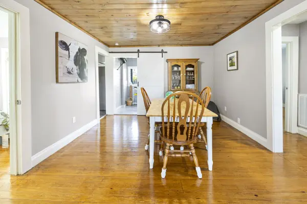 905 Nicholson St, Decherd, TN 37324