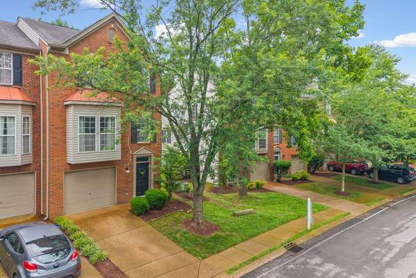 745 Huffine Manor Cir, Franklin, TN 37067