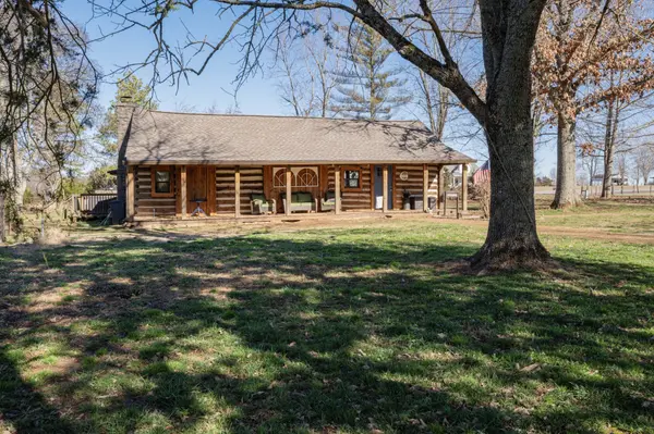 9202 Link Rd, Christiana, TN 37037